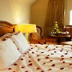 Avenue Hotel 4*
