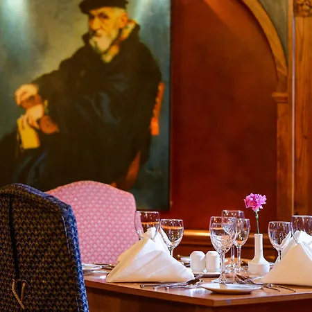 Avenue 4* Killarney